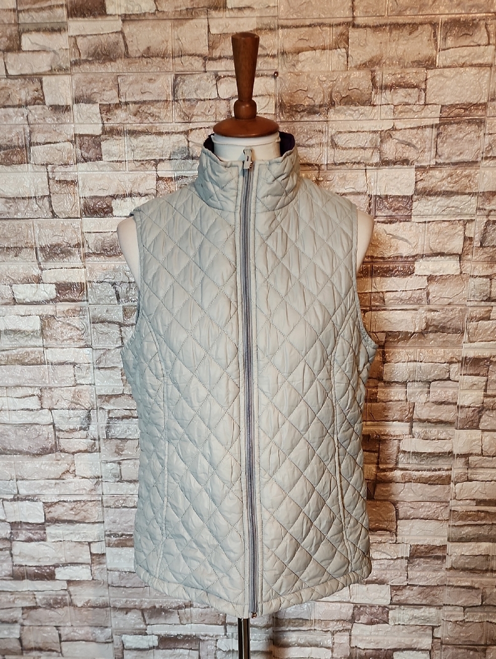 Izod Gray  Full Zip Quilted Vest